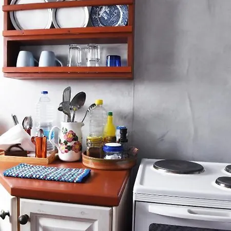 Calderimi Traditional Fira (Santorini)