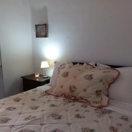 Holiday home Calderimi Traditional Fira (Santorini)