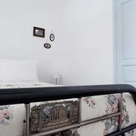 Holiday home Calderimi Traditional Fira (Santorini)