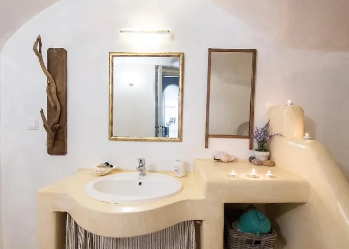 Calderimi Traditional Feriehus Fira (Santorini)